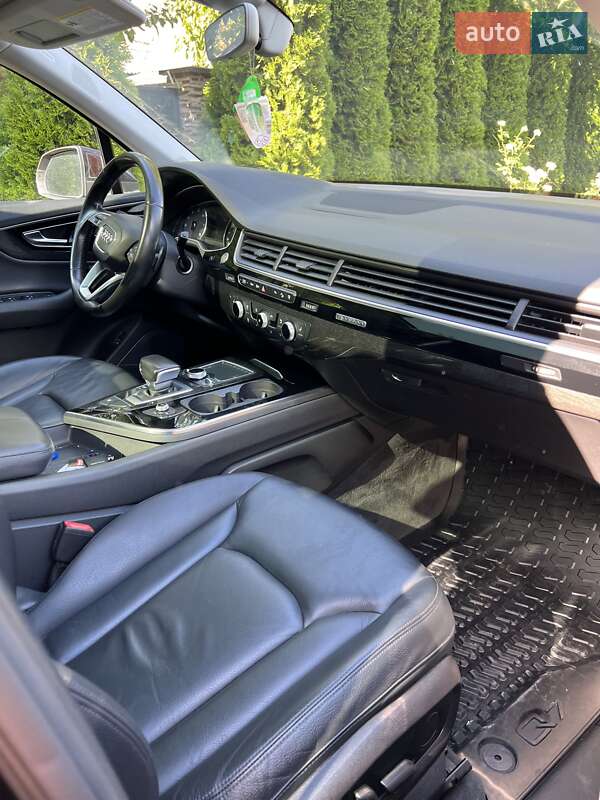 Позашляховик / Кросовер Audi Q7 2017 в Кам'янці-Бузькій