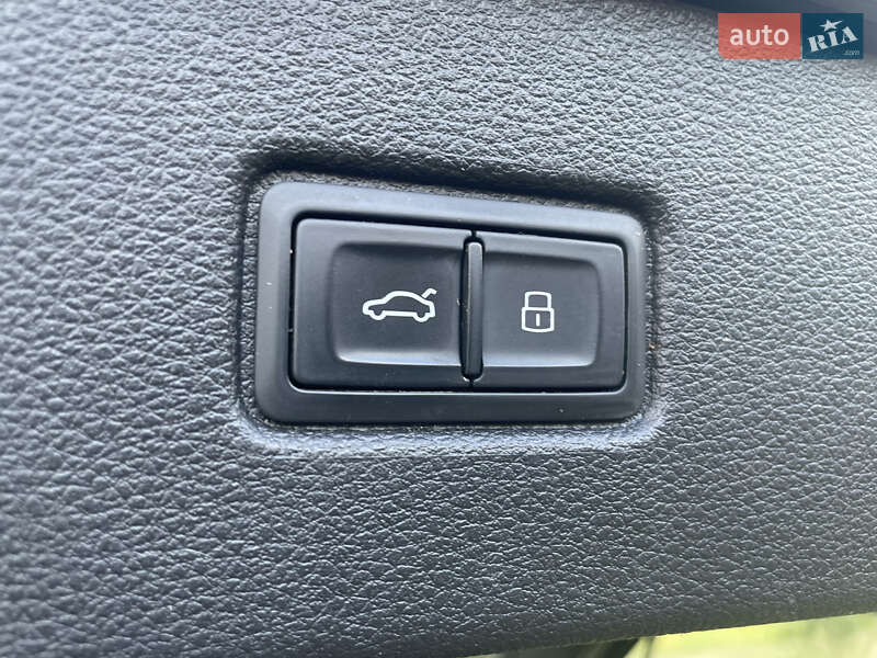 Позашляховик / Кросовер Audi Q7 2016 в Бродах
