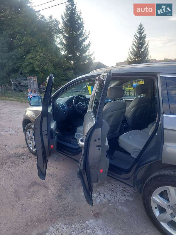 Позашляховик / Кросовер Audi Q7 2011 в Львові