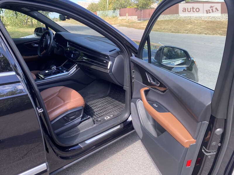 Внедорожник / Кроссовер Audi Q7 2020 в Умани фото 31 Внедорожник / Кроссовер Audi Q7 2020 в Умани