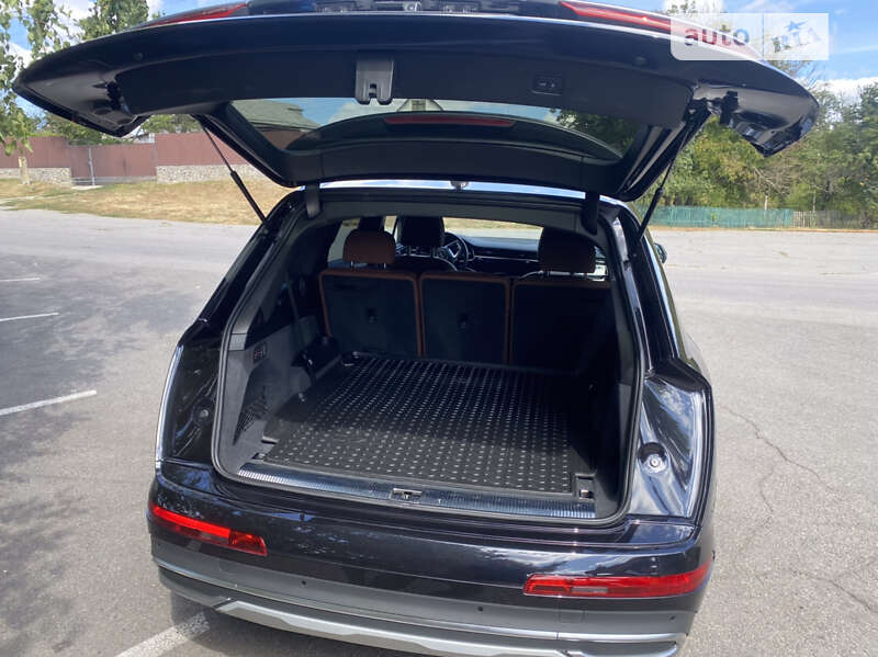 Внедорожник / Кроссовер Audi Q7 2020 в Умани фото 43 Внедорожник / Кроссовер Audi Q7 2020 в Умани
