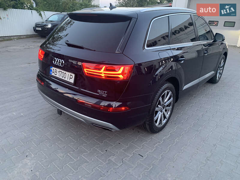 Внедорожник / Кроссовер Audi Q7 2017 в Виннице