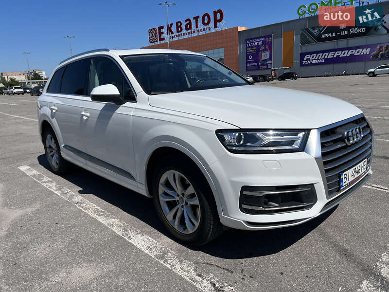 Внедорожник / Кроссовер Audi Q7 2018 в Полтаве