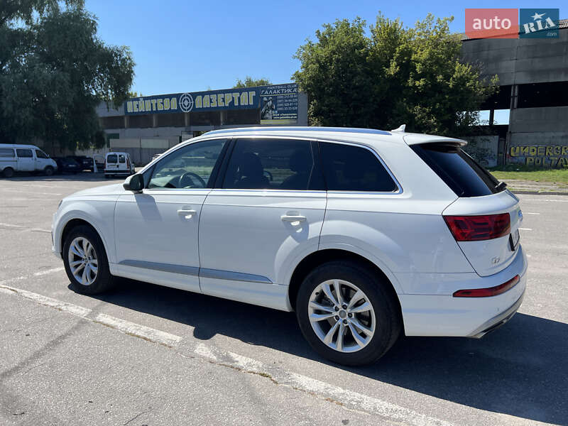 Позашляховик / Кросовер Audi Q7 2018 в Полтаві фото 14 Позашляховик / Кросовер Audi Q7 2018 в Полтаві