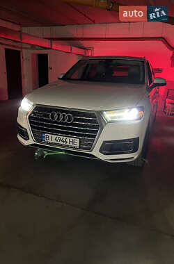 Внедорожник / Кроссовер Audi Q7 2018 в Полтаве