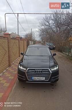Позашляховик / Кросовер Audi Q7 2017 в Ананьїві