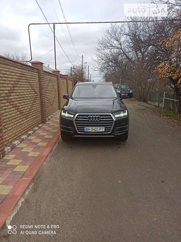 Внедорожник / Кроссовер Audi Q7 2017 в Ананьеве