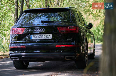 Внедорожник / Кроссовер Audi Q7 2016 в Хмельницком