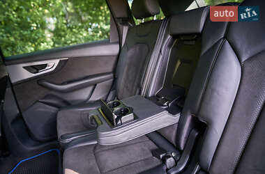 Внедорожник / Кроссовер Audi Q7 2016 в Хмельницком