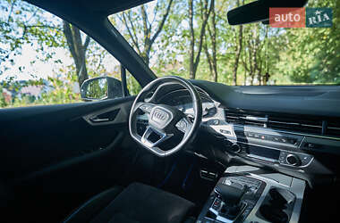 Внедорожник / Кроссовер Audi Q7 2016 в Хмельницком