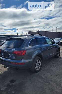 Внедорожник / Кроссовер Audi Q7 2014 в 