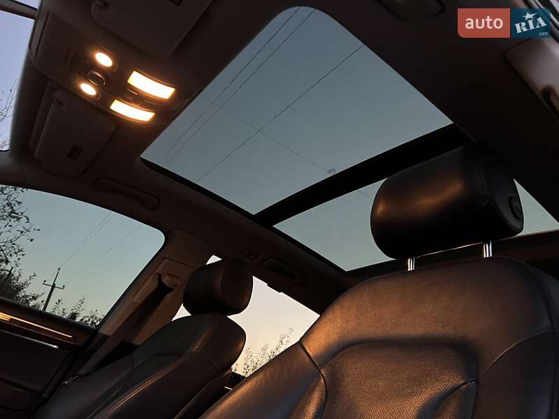 Внедорожник / Кроссовер Audi Q7 2012 в Нововолынске