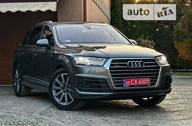 Позашляховик / Кросовер Audi Q7 2016 в Мукачевому