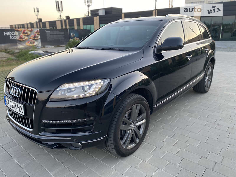 Внедорожник / Кроссовер Audi Q7 2014 в Хмельницком