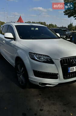 Внедорожник / Кроссовер Audi Q7 2014 в 