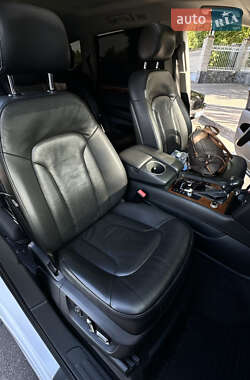 Внедорожник / Кроссовер Audi Q7 2014 в 