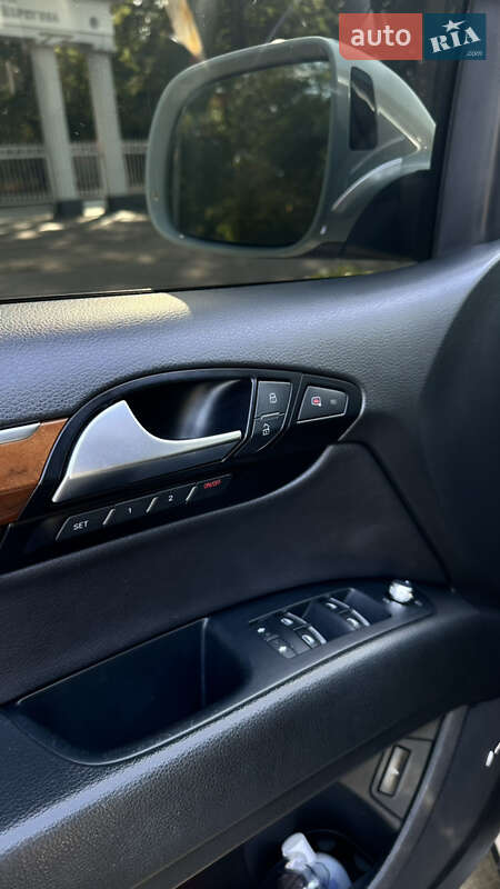 Внедорожник / Кроссовер Audi Q7 2014 в Виннице