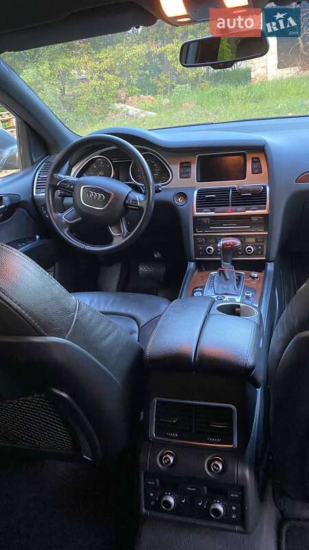Внедорожник / Кроссовер Audi Q7 2014 в Черновцах