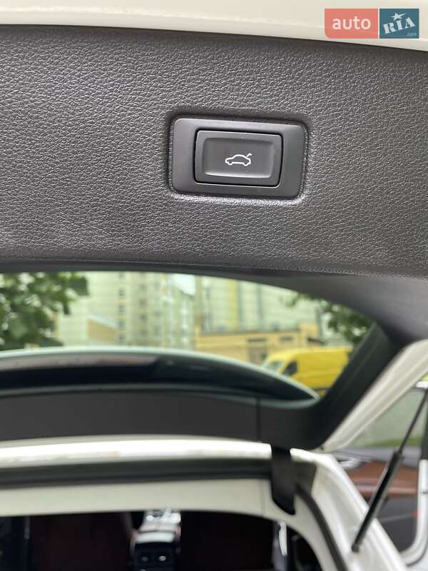 Внедорожник / Кроссовер Audi Q7 2017 в Львове