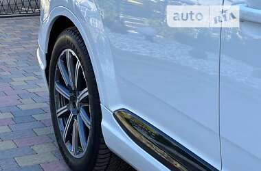 Позашляховик / Кросовер Audi Q7 2017 в 