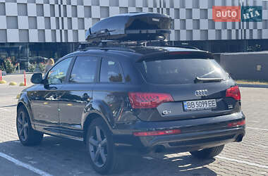 Внедорожник / Кроссовер Audi Q7 2013 в 