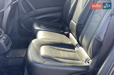 Внедорожник / Кроссовер Audi Q7 2013 в 