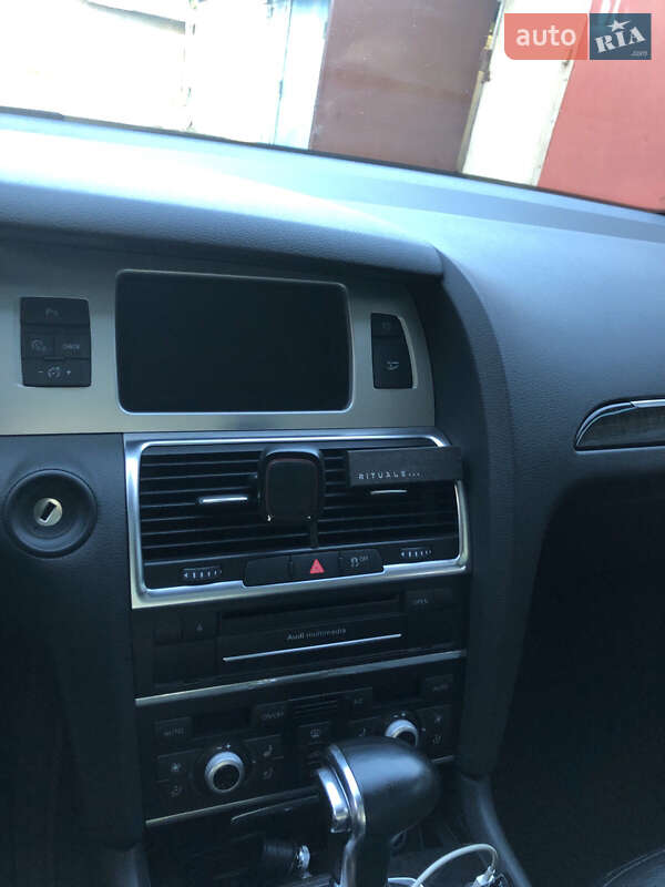 Внедорожник / Кроссовер Audi Q7 2013 в Львове