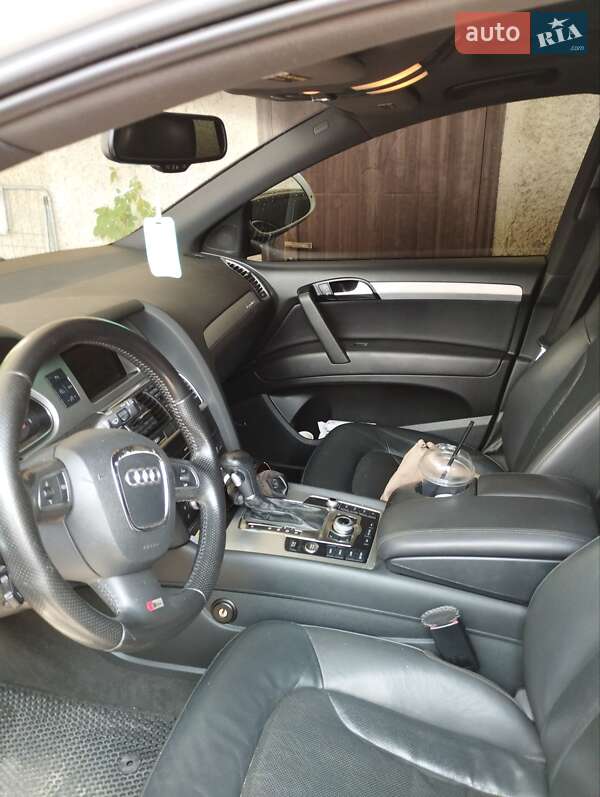 Позашляховик / Кросовер Audi Q7 2011 в Одесі фото 8 Позашляховик / Кросовер Audi Q7 2011 в Одесі