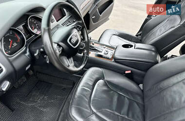 Внедорожник / Кроссовер Audi Q7 2012 в 