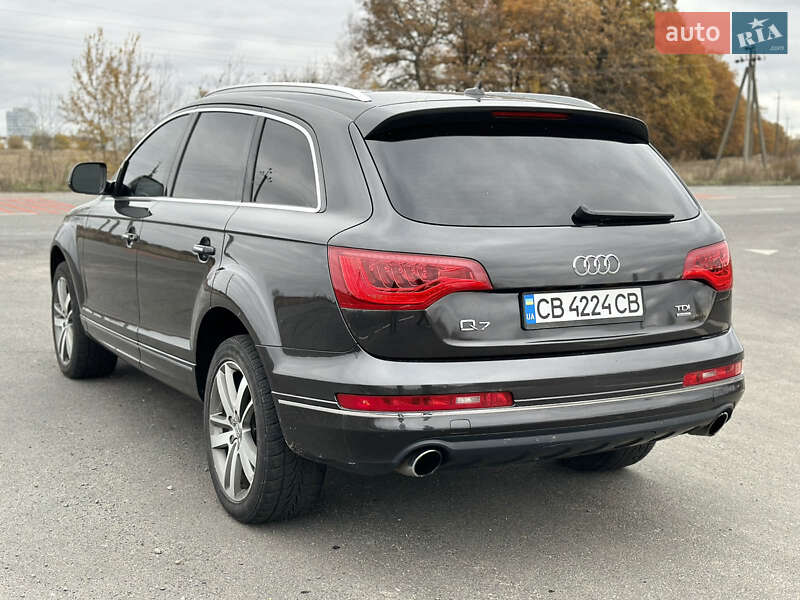 Позашляховик / Кросовер Audi Q7 2012 в Ніжині