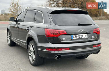 Внедорожник / Кроссовер Audi Q7 2012 в 