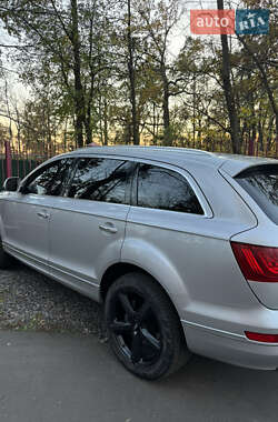 Внедорожник / Кроссовер Audi Q7 2014 в Киеве