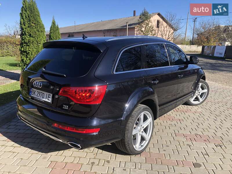 Позашляховик / Кросовер Audi Q7 2015 в Коломиї