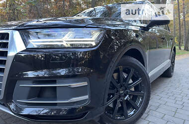 Позашляховик / Кросовер Audi Q7 2016 в Львові