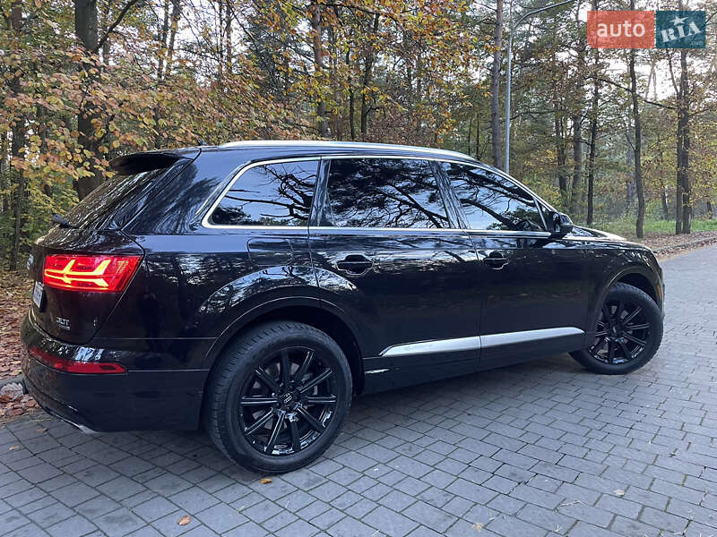 Внедорожник / Кроссовер Audi Q7 2016 в Львове