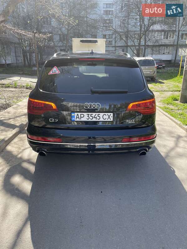 Внедорожник / Кроссовер Audi Q7 2015 в Запорожье