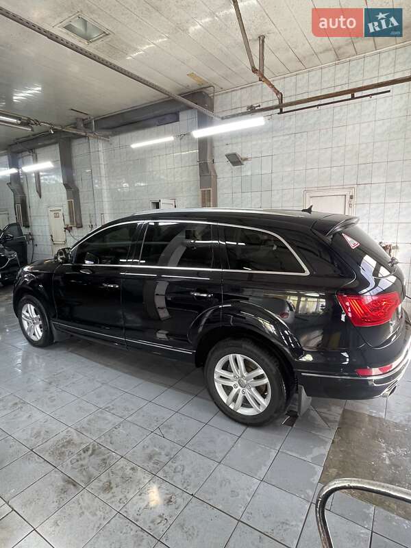 Внедорожник / Кроссовер Audi Q7 2015 в Запорожье