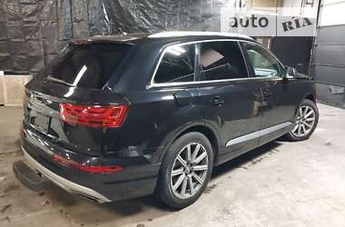 Внедорожник / Кроссовер Audi Q7 2019 в 
