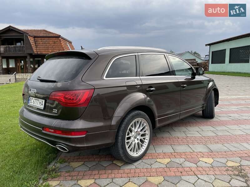 Внедорожник / Кроссовер Audi Q7 2014 в Городке