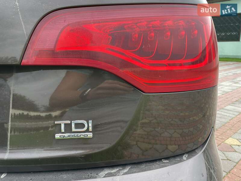 Внедорожник / Кроссовер Audi Q7 2014 в Городке