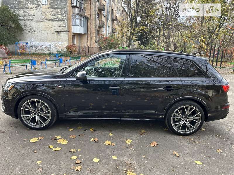 Внедорожник / Кроссовер Audi Q7 2020 в Львове