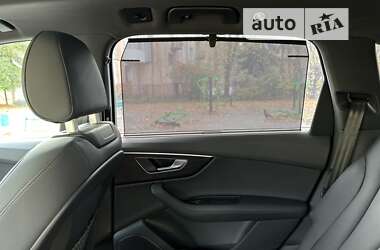 Внедорожник / Кроссовер Audi Q7 2020 в 