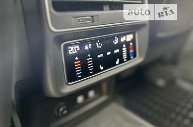 Внедорожник / Кроссовер Audi Q7 2020 в 