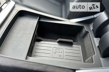 Внедорожник / Кроссовер Audi Q7 2020 в 