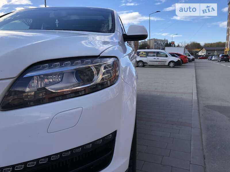 Внедорожник / Кроссовер Audi Q7 2010 в Тернополе
