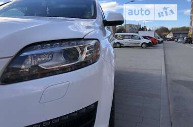 Внедорожник / Кроссовер Audi Q7 2010 в 