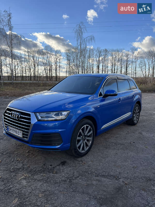 Внедорожник / Кроссовер Audi Q7 2016 в Сумах