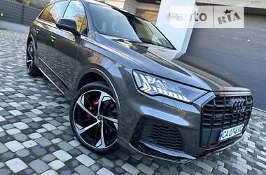 Внедорожник / Кроссовер Audi Q7 2019 в 