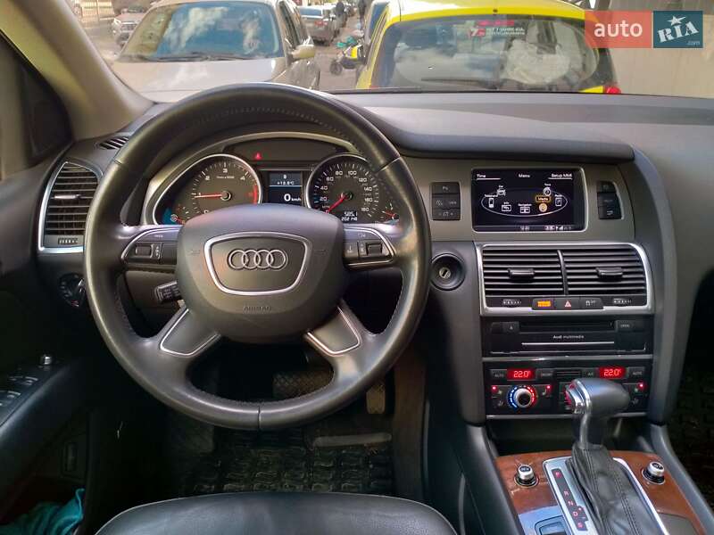 Внедорожник / Кроссовер Audi Q7 2014 в Львове