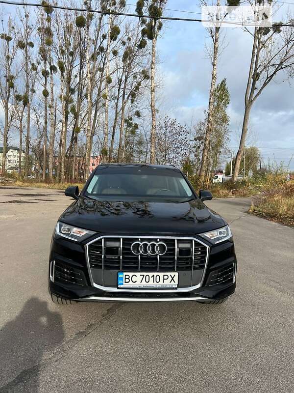 Позашляховик / Кросовер Audi Q7 2021 в Львові